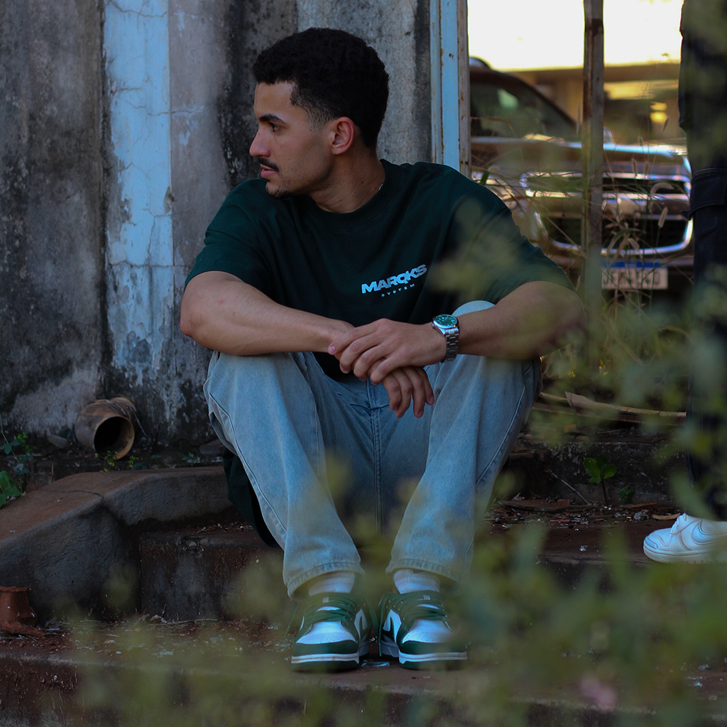 CAMISETA BUILT FROM NOTHING